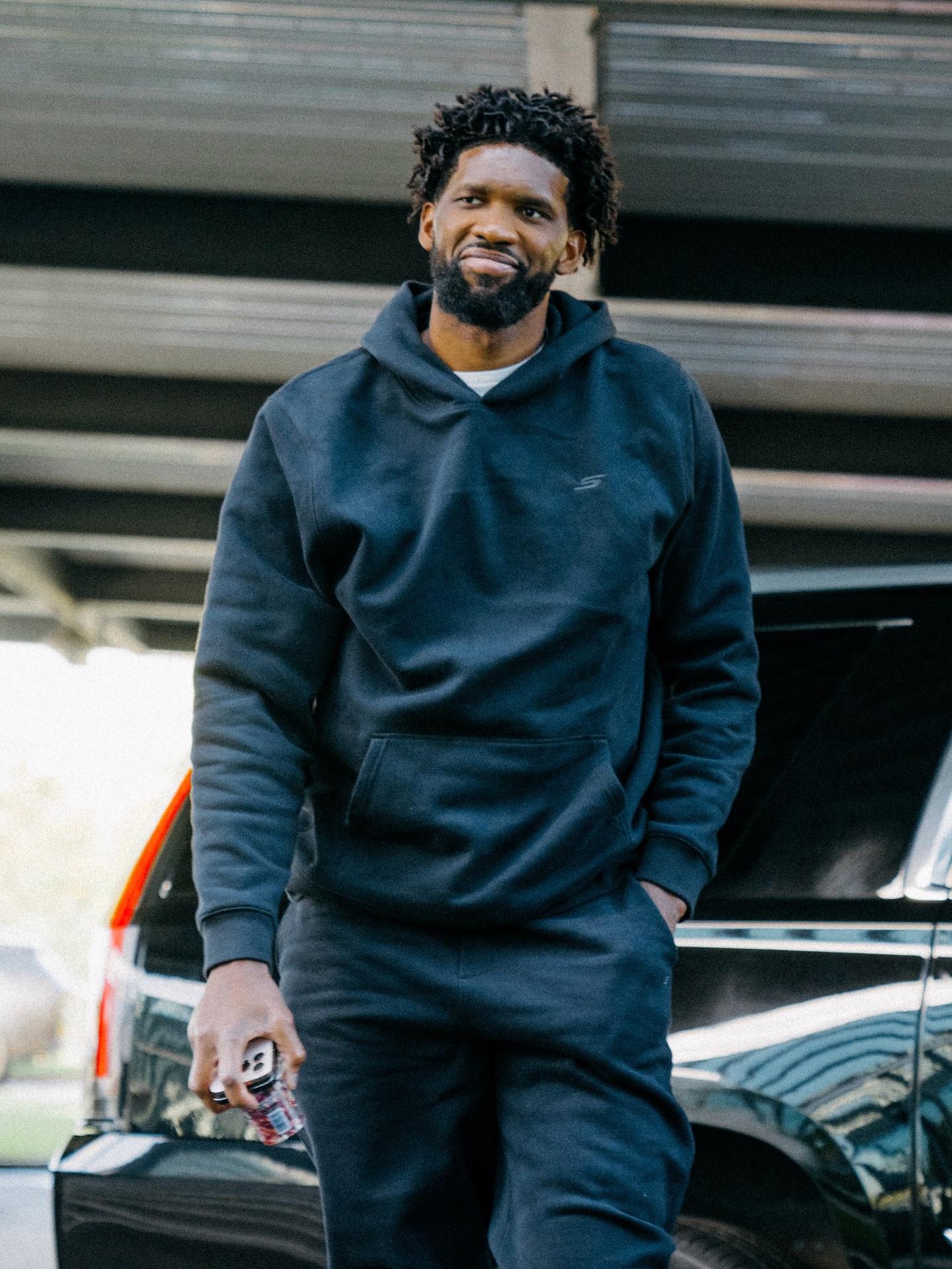 img, 将照片预热